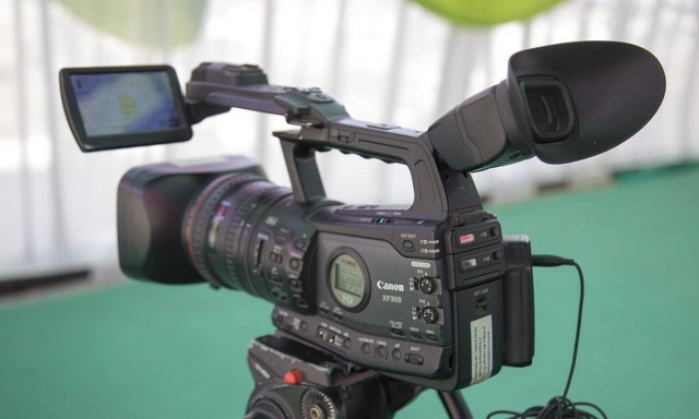 Aτύχημα για γνωστή Eλληνίδα παρουσιάστρια - Δείτε τι συνέβη (pics)