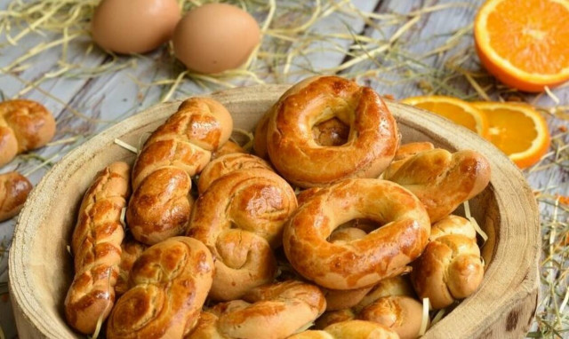 Η συνταγή της ημέρας: Πασχαλινά κουλουράκια με μέλι