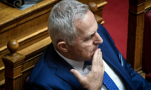 «Άγρια» κόντρα Αποστολάκη - Γεωργιάδη για τη στρατιωτική θητεία 