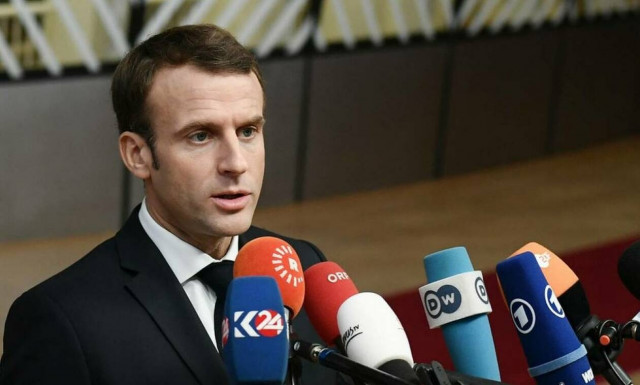 Παναγία των Παρισίων: Ο Μακρόν ακύρωσε το διάγγελμα και σπεύδει στην περιοχή 