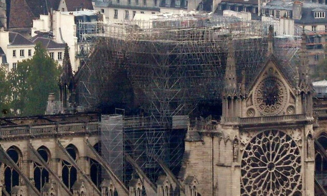 Παναγία των Παρισίων: Αυτός είναι ο λόγος που εξαπλώθηκε τόσο γρήγορα η φωτιά  