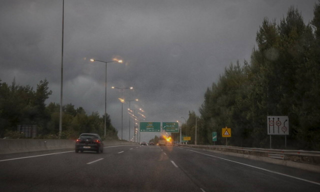 Καιρός τώρα: Έντονα καιρικά φαινόμενα και την Τρίτη με καταιγίδες και χαλάζι (pics)