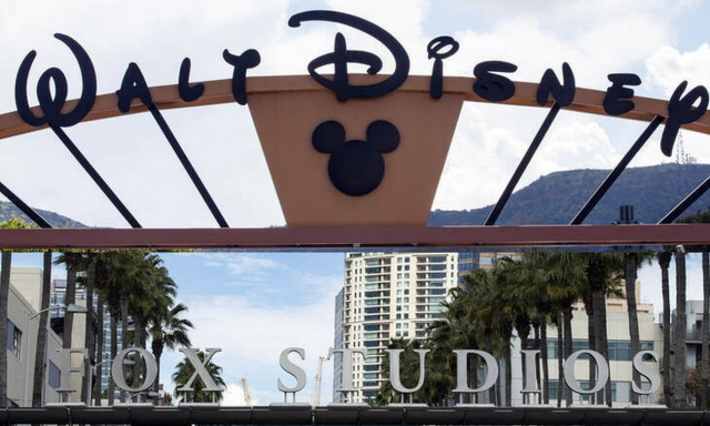 Disney VS Netflix: Παγκόσμια... μάχη γιγάντων για το streaming