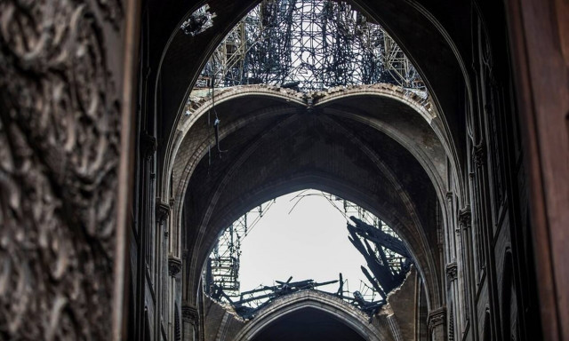 Παναγία των Παρισίων: Αποκαρδιωτικές εικόνες - Drone αποκαλύπτει το μέγεθος της καταστροφής