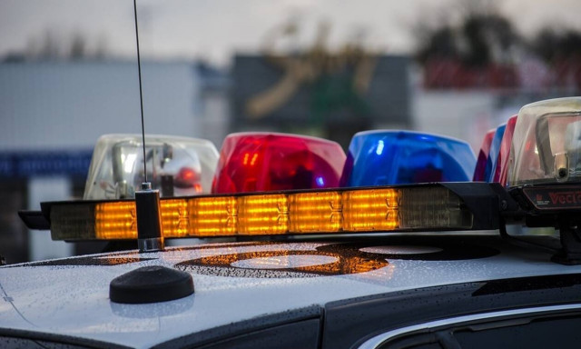 Συναγερμός σε 20 σχολεία στις ΗΠΑ: Αναζητούν οπλισμένη 18χρονη (vid)