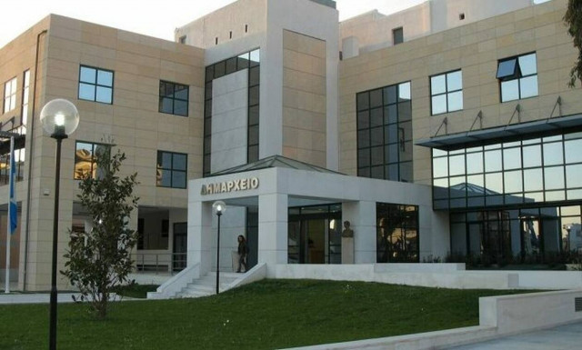 Εισβολή του Ρουβίκωνα στο δημαρχείο Ηλιούπολης - Προπηλάκισαν το δήμαρχο και υπαλλήλους 