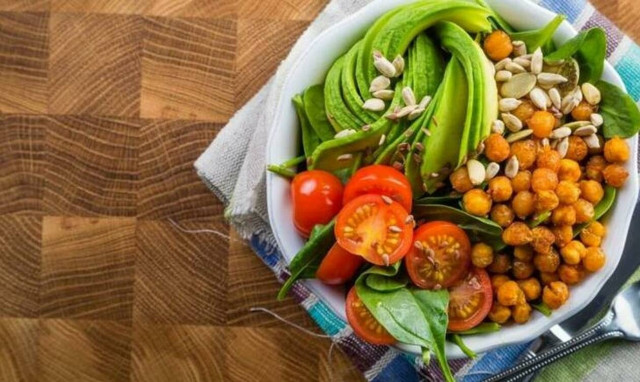 Πώς μπορεί να συνδυαστεί η νηστεία με την απώλεια κιλών;