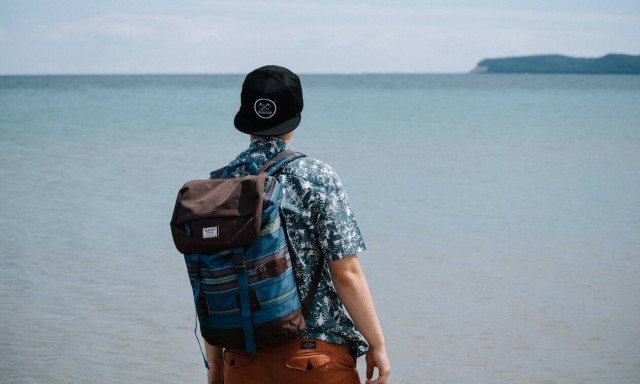 Ταξίδεψε για μια βδομάδα μόνο με ένα σάκο πλάτης