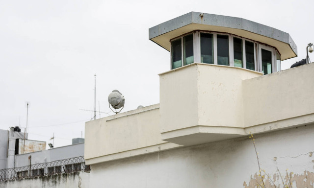 Two prominent laywers arrested for alleged involvement in Korydallos prison mafia