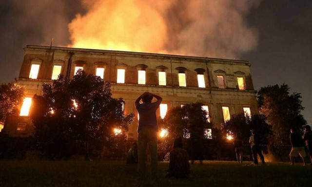 Δεν ήταν μόνο η Παναγία των Παρισίων - Όταν (ξανά) «δάκρυσε» ο πλανήτης (pics)