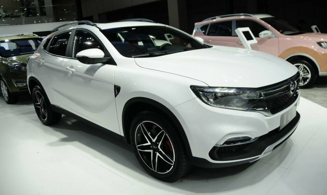 Η Landwind επιμένει στις «μαϊμούδες» 