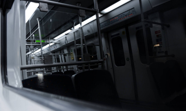 Παιδική πορνογραφία: Πώς «ψάρευαν» στο Μετρό τις ανήλικες μαθήτριες ο ρόκερ και ο ζωγράφος