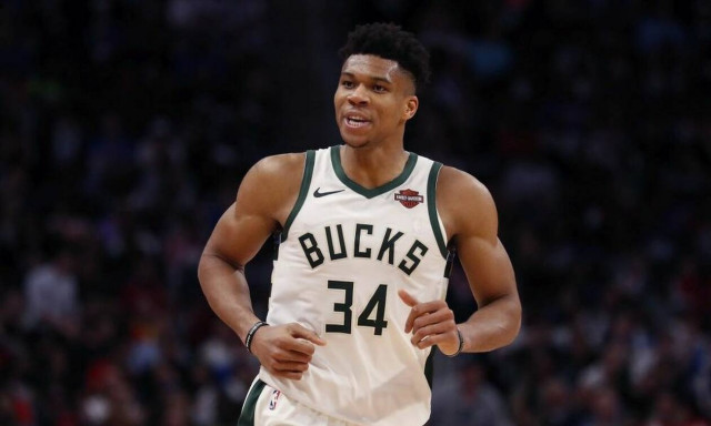 Γιάννης Αντετοκούνμπο: «Οδοστρωτήρας» ο Greek Freak - Δείτε σε video τη μαγική του εμφάνιση