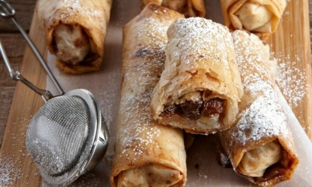 Χορταστικά μπουρεκάκια χαλβά!