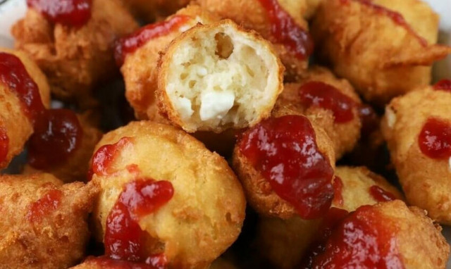 Η συνταγή της ημέρας: Λουκουμάδες με φέτα