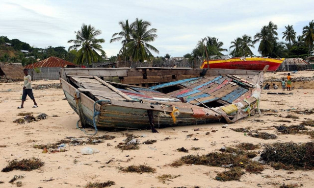 Κυκλώνας Κένεθ: 38 νεκροί μετά το καταστροφικό πέρασμά του (pics)