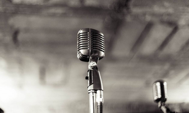 Θρήνος: Έφυγε από τη ζωή κορυφαίος μουσικός της χρυσής εποχής του ελληνικού πενταγράμμου