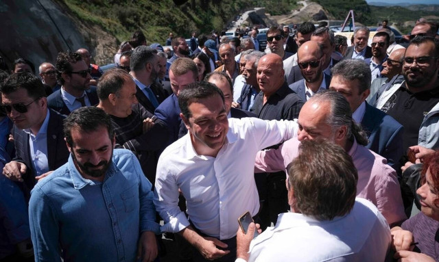 Κρήτη: Απρόσμενη συνάντηση Τσίπρα - Σαμαρά (pics)