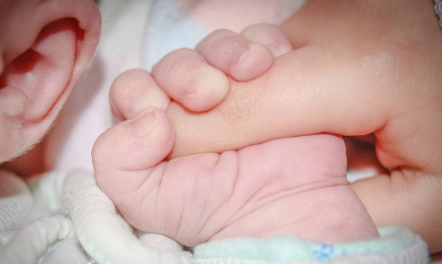 Αυτή η φωτογραφία τοκετού έγινε viral για τον πιο απίστευτο λόγο