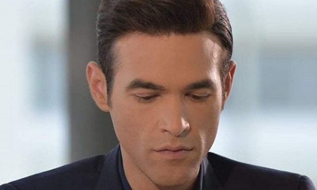 Μένιος Φουρθιώτης: Σοβαρό τροχαίο για τον παρουσιαστή - Εσπευσμένα στο νοσοκομείο