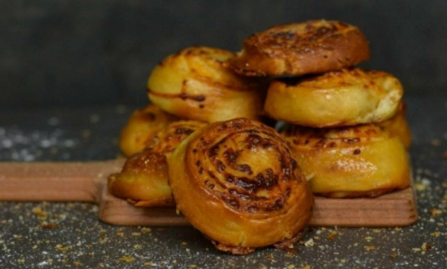 Η συνταγή της ημέρας: Cheddar rolls 