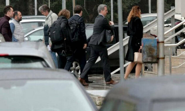 Στην Αθήνα η Τρόικα - Στο μικροσκόπιο οι προεκλογικές παροχές της κυβέρνησης