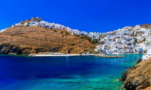 «Τώρα κατάλαβα γιατί είναι ΟΛΟΙ ερωτευμένοι με ΑΥΤΟ το νησί!»