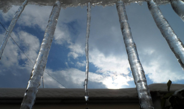 Frozen spring: unseasonal low temperatures persist in Greece's mountains