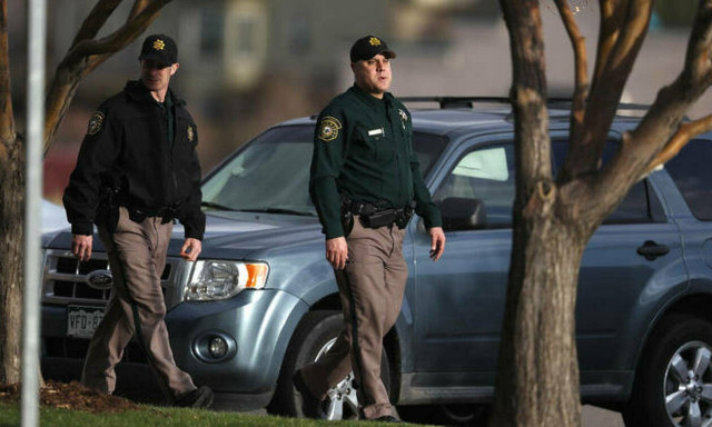 Συναγερμός στις ΗΠΑ: Πυροβολισμοί σε σχολείο στο Κολοράντο – Τουλάχιστον επτά τραυματίες