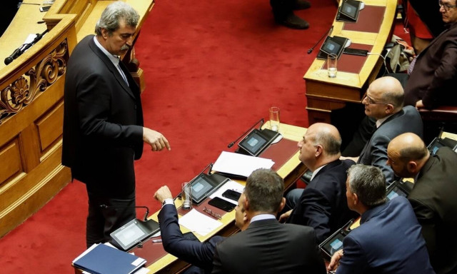 Βουλή: Άγριο επεισόδιο Πολάκη - Μητσοτάκη - Δείτε τις φωτογραφίες