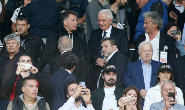 ΠΑΟΚ-ΑΕΚ LIVE: Αποχώρησε με... καταγγελίες ο Κούγιας από το ΟΑΚΑ 