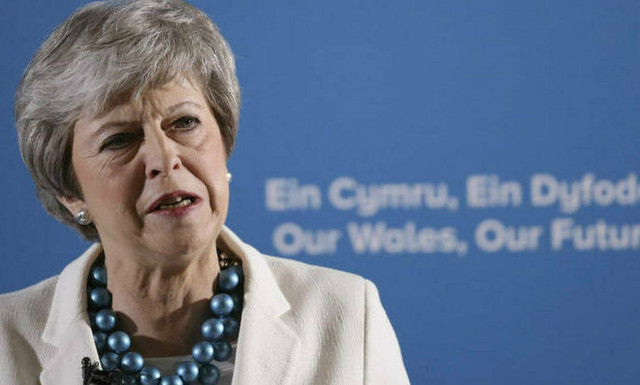 Brexit: Πιέσεις σε Μέι για να ξεκαθαρίσει το χρονοδιάγραμμα της αποχώρησης της 