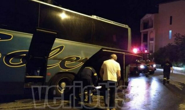 Πανικός στη Βέροια: Λεωφορείο εν κινήσει τυλίχθηκε στις φλόγες