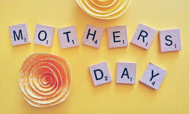 Γιορτή της μητέρας: Πώς ξεκίνησε και πώς καθιερώθηκε