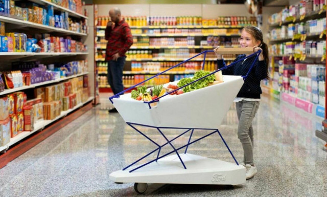 Η Ford έφτιαξε ένα καρότσι σούπερ μάρκετ που φρενάρει μόνο του!