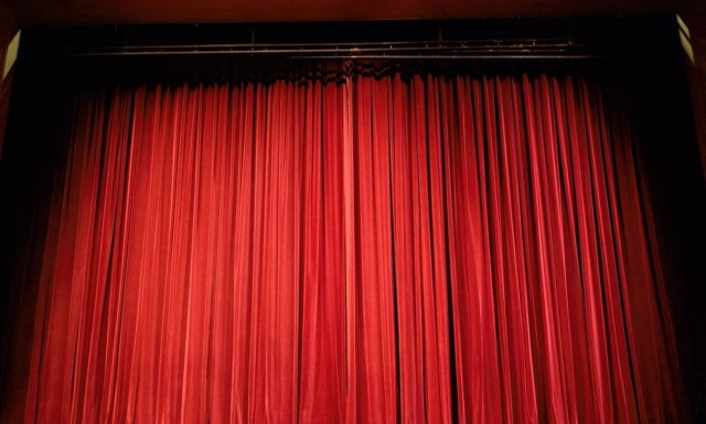 Θλίψη: Πέθανε πασίγνωστος κωμικός ηθοποιός (pics)