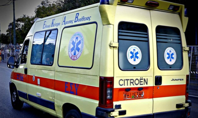 Θρίλερ στην Κρήτη: Νεκρός άντρας στη μέση του δρόμου