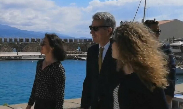 Στη Ναύπακτο ο Αμερικανός πρέσβης Τζέφρι Πάιατ 