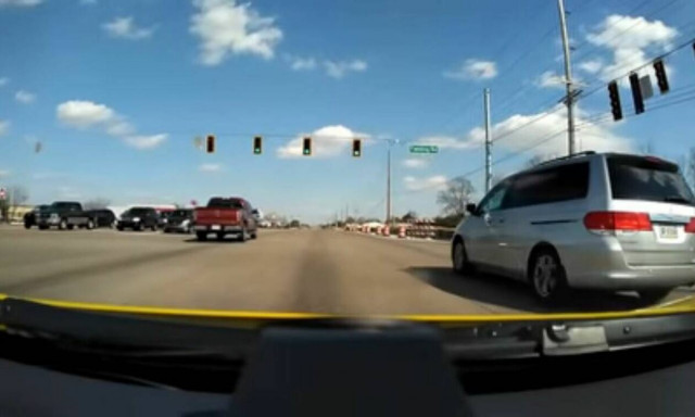 Δείτε την πιο ανόητη «κόντρα» της χρονιάς!