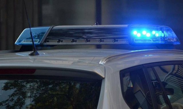 Κορωπί: Μπούκαραν με αυτοκίνητο σε κοσμηματοπωλείο 