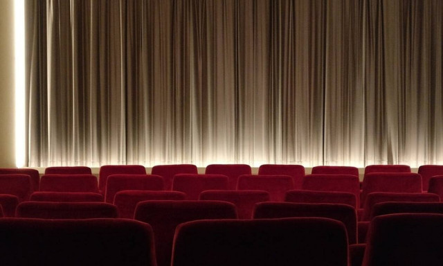 Αγωνία για πασίγνωστο ηθοποιό - Μπήκε εσπευσμένα στο νοσοκομείο (vid)