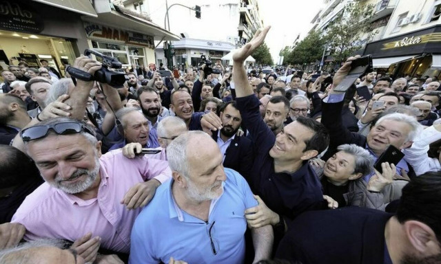 Χαμός στα Τρίκαλα με τον Τσίπρα 