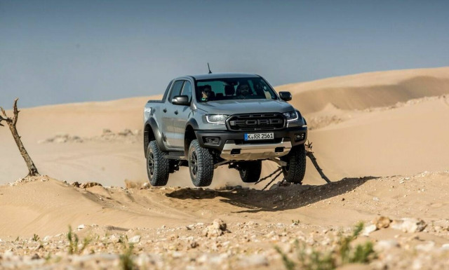 Το εντυπωσιακό Ford Ranger Raptor είναι ένα μοναδικό on-off RS