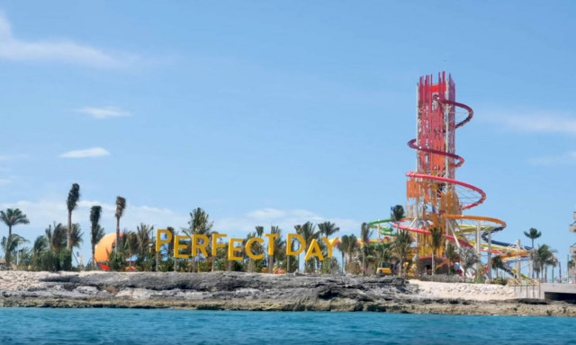 Τολμάς να το κάνεις; Έφτιαξαν νεροτσουλήθρα 40 μέτρων για τους λάτρεις της αδρεναλίνης (vid)