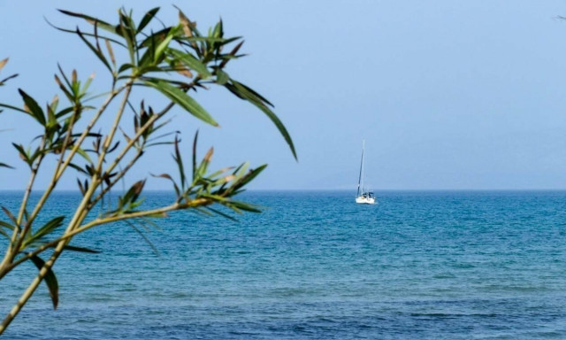 Καλοκαιρινός ο καιρός το Σαββατοκύριακο - Έρχονται τα πρώτα 30αρια (χάρτες)