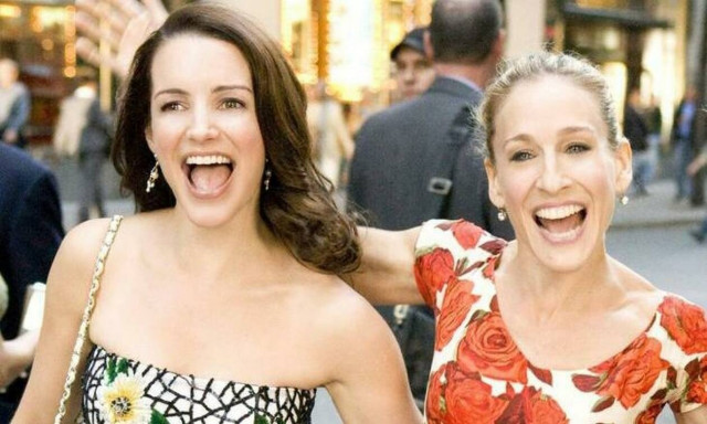 H Charlotte του «Sex and the City» έγινε 54 και μοιάζει ακόμα… 35