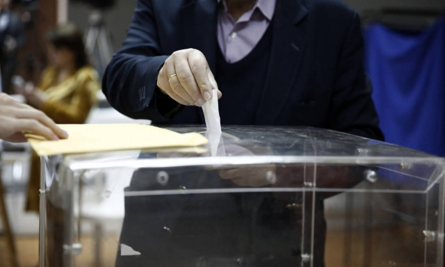 Εκλογές 2019: Αυτό είναι το ωράριο λειτουργίας των γραφείων ταυτοτήτων και διαβατηρίων