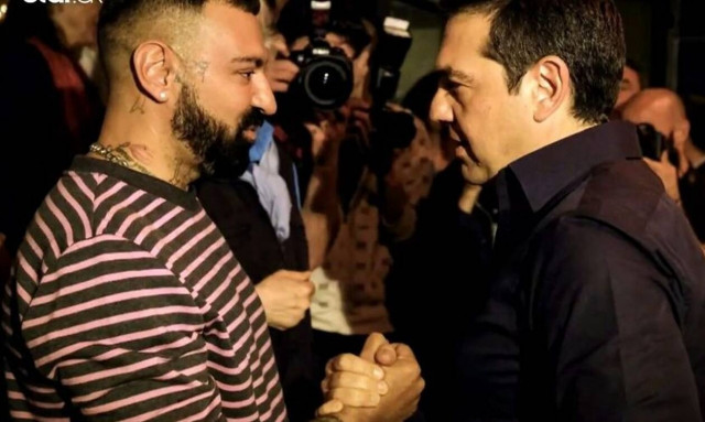 Μετά τον Τσίπρα και ο... Υποχθόνιος: Η ψήφος είναι σαν τη σφαίρα - Το βίντεο που σαρώνει 