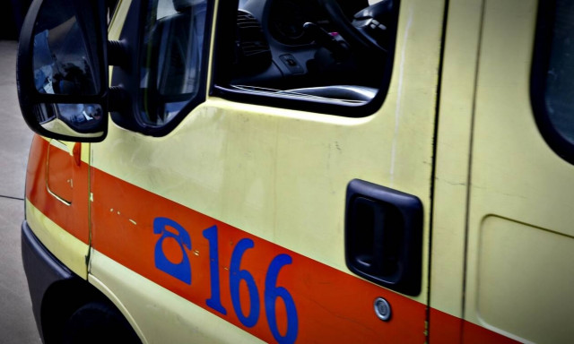 Παραλίγο τραγωδία στο Ηράκλειο: Κλειδώθηκε στο δωμάτιο και απειλούσε να κόψει τις φλέβες του