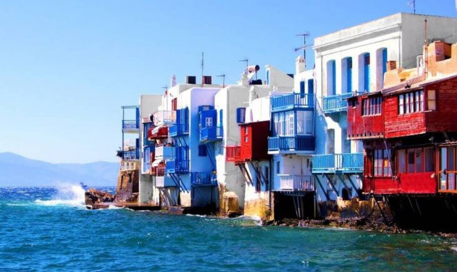 Ντροπή στη Μύκονο: Η ταβέρνα έκρυβε... εκπλήξεις - «Πάγωσε» ο τουρίστας όταν είδε...